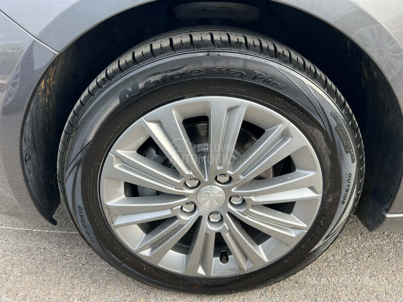 Peugeot 308 1.5 HDI/ALLURE/AUT