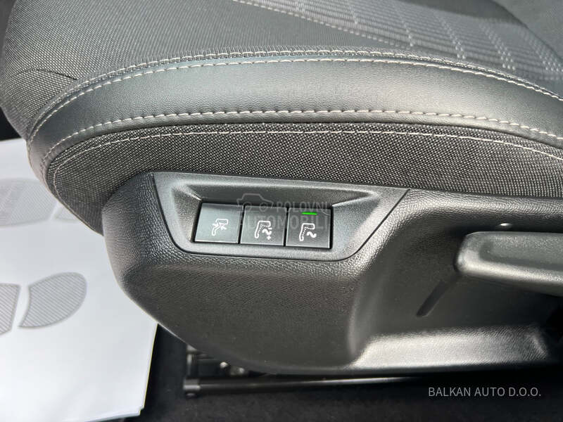 Peugeot 308 1.5 HDI/ALLURE/AUT