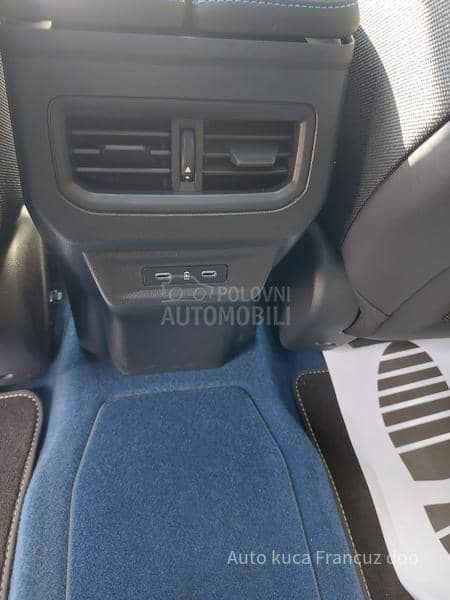 Renault Rafale 300 4x4 plug in