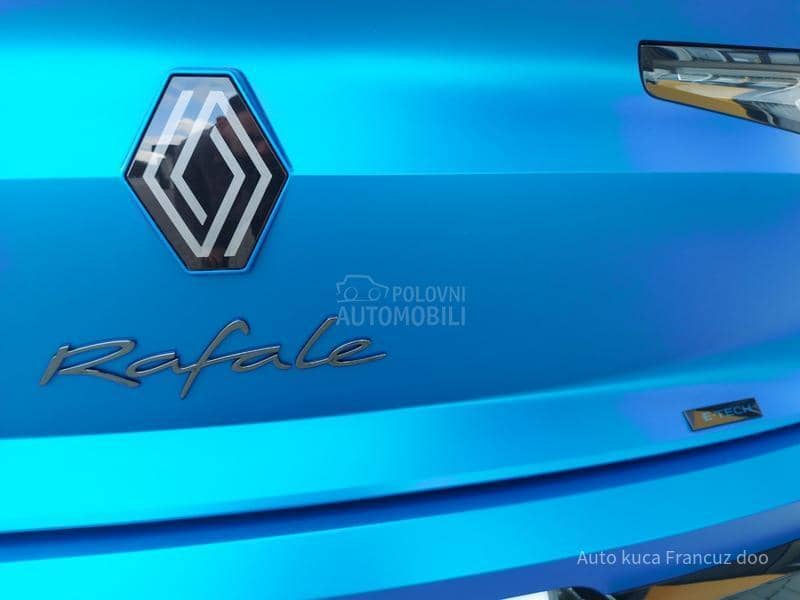 Renault Rafale 300 4x4 plug in