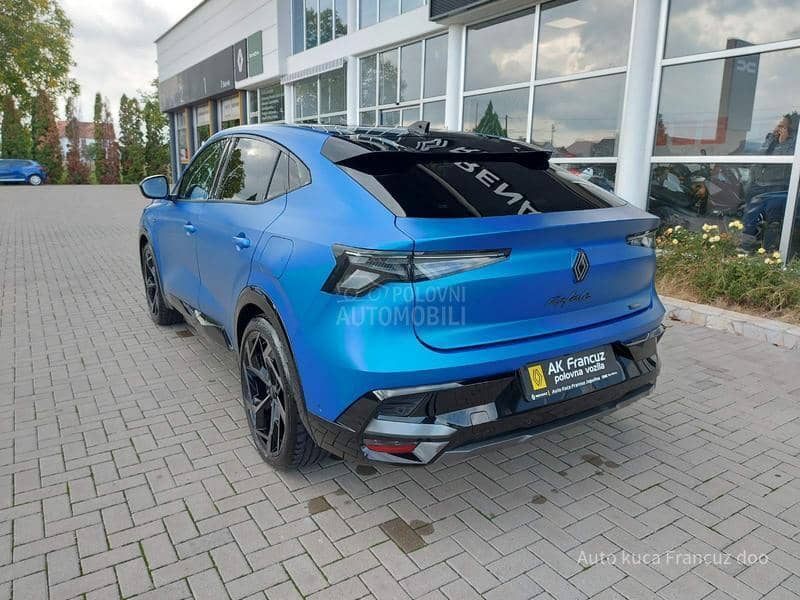 Renault Rafale 300 4x4 plug in