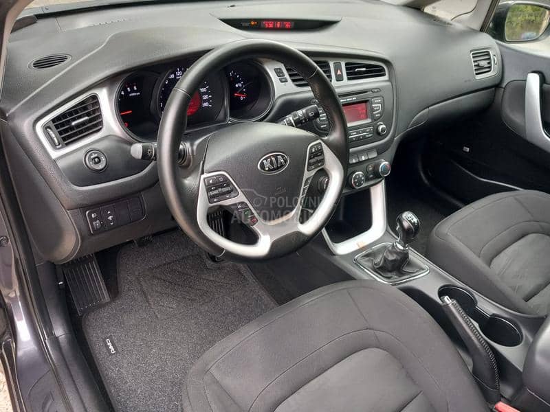 Kia cee`d 1.4CRDI JBL EDITION Kia cee`d 1.4CRDI JBL EDITION