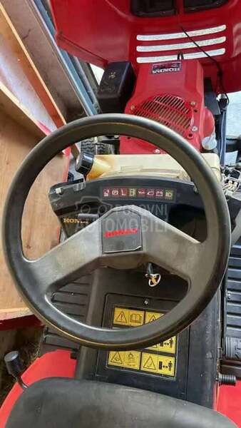 Honda 2213