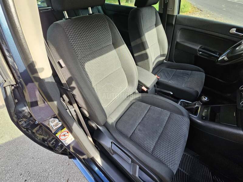 Volkswagen Golf Plus 1.6 TDI LUTKAA