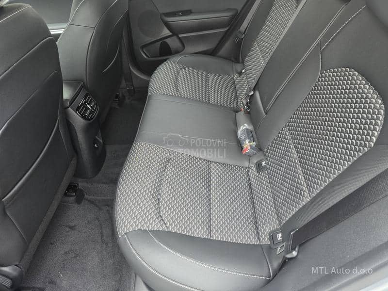 Kia XCeed 1.6 T-GDI  WAY 7DCT
