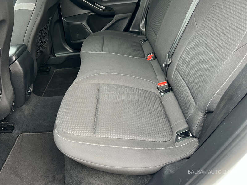 Ford Focus 1.5 TDCI/NAV/LED/KAM
