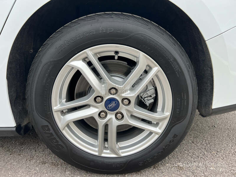 Ford Focus 1.5 TDCI/NAV/LED/KAM