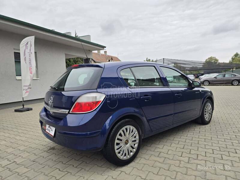 Opel Astra H 1.6 sporttwin