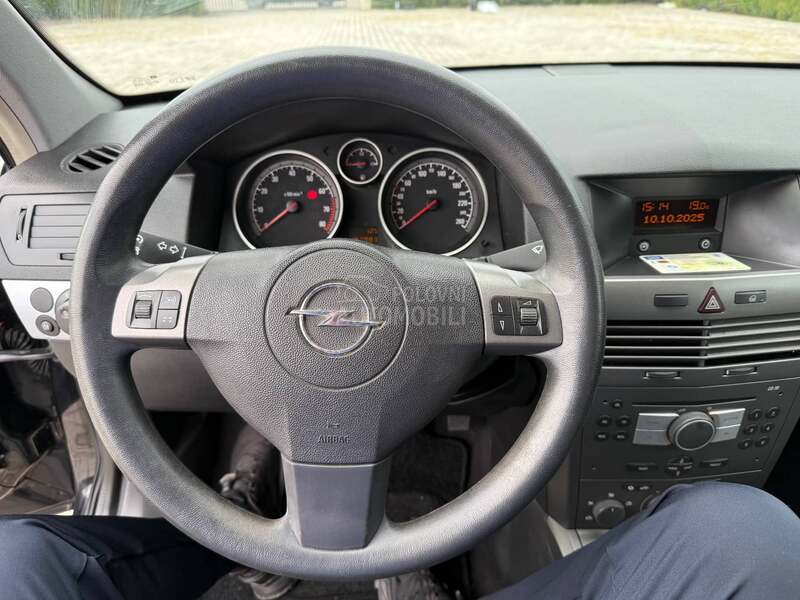 Opel Astra H 1.6 twinport