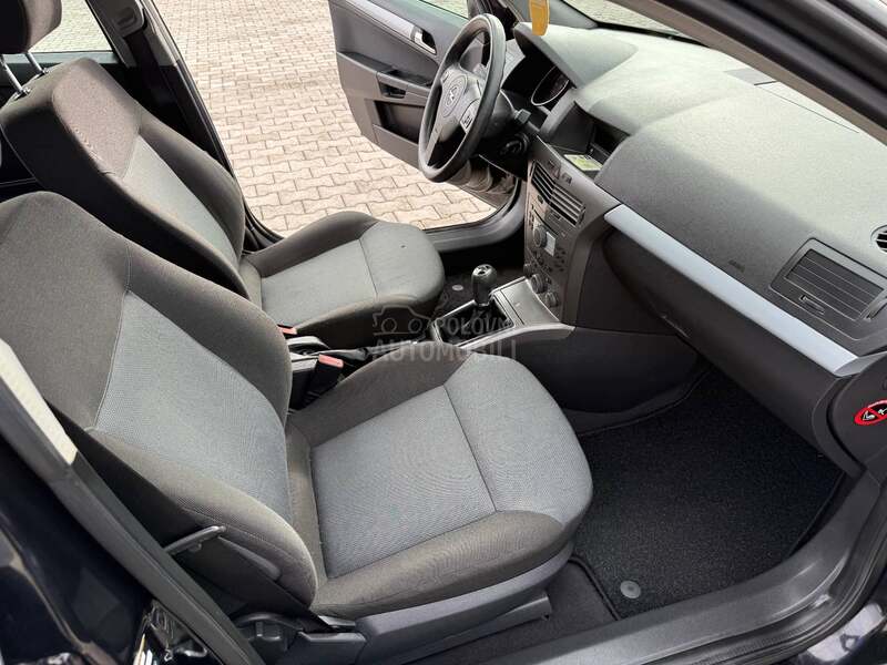 Opel Astra H 1.6 twinport