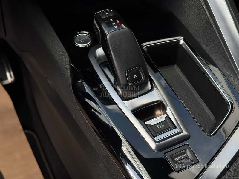 Peugeot 5008 2.0/GT-LINE/7S/PANO