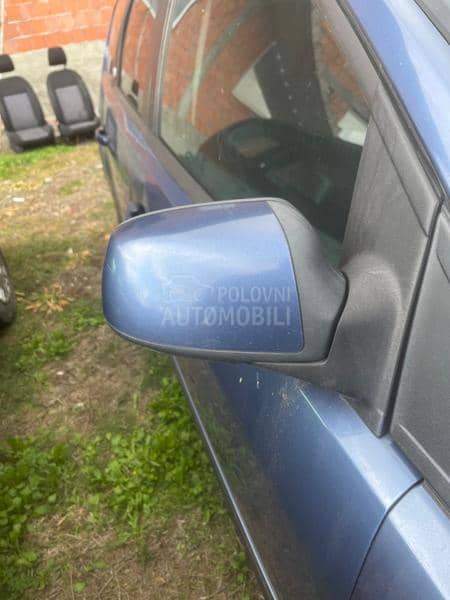 retrovizor fokus mk2