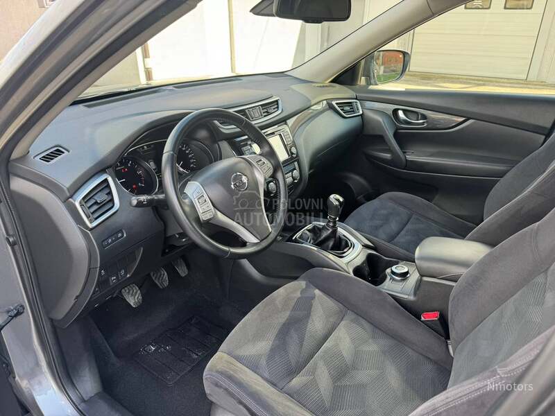 Nissan X-Trail 1.6dci pano 4x4