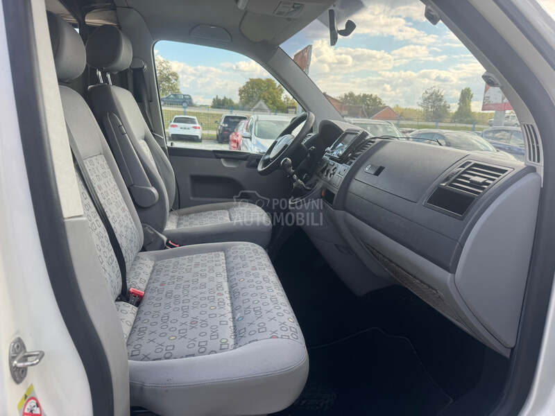Volkswagen Transporter 
