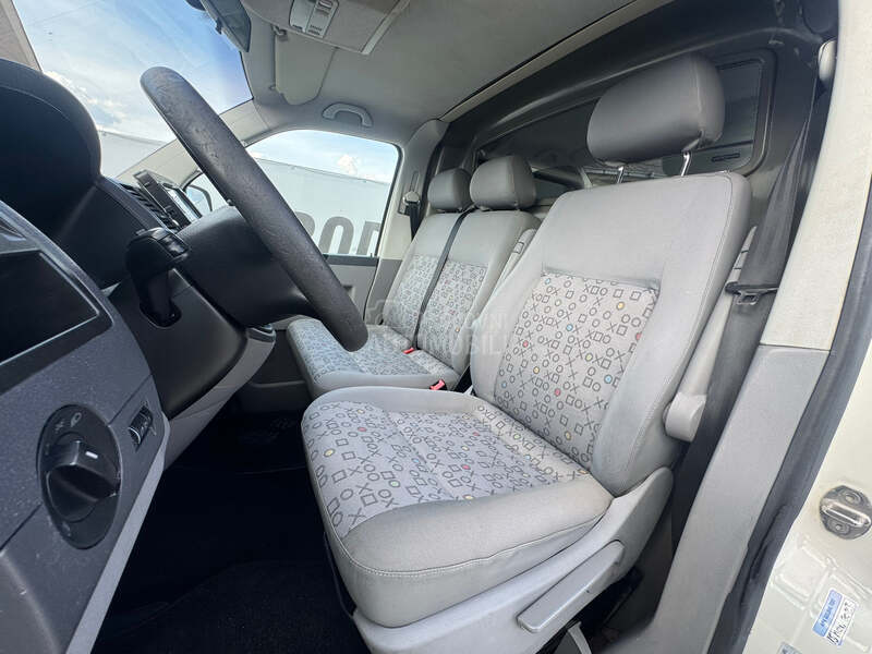Volkswagen Transporter 