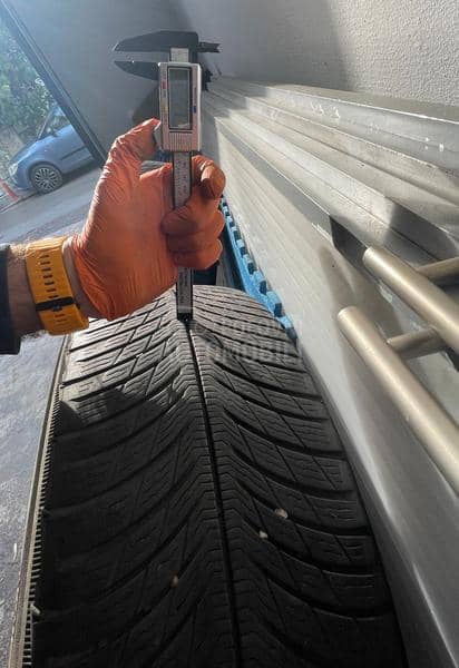 Michelin 235/55 R19 Zimska
