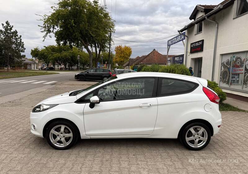 Ford Fiesta 1.2 V.s.e.r.v.i.s.