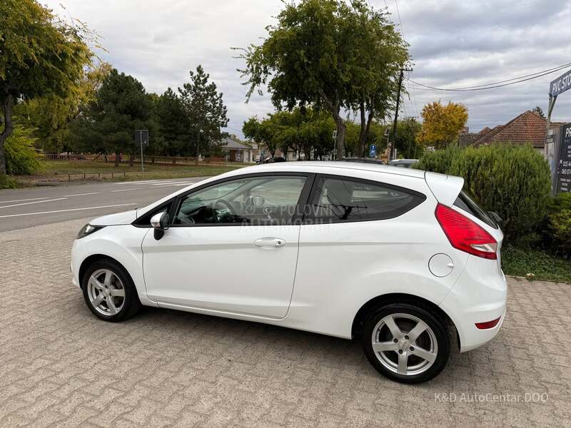 Ford Fiesta 1.2 V.s.e.r.v.i.s.