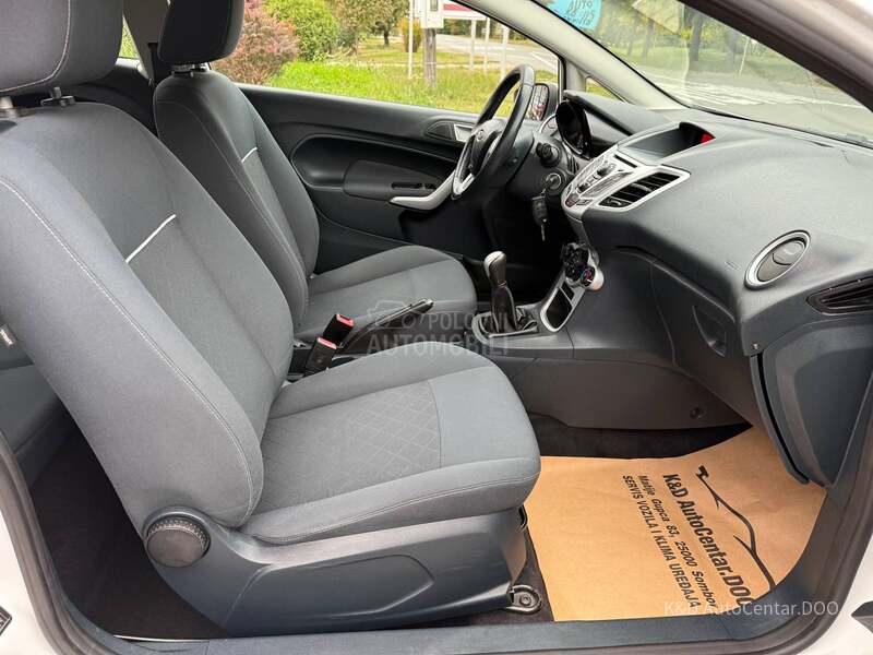 Ford Fiesta 1.2 V.s.e.r.v.i.s.