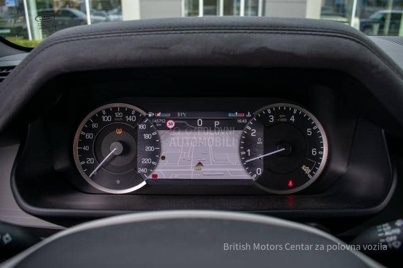 Land Rover Defender 90  P300