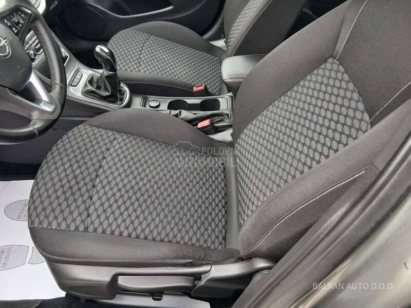 Opel Astra K 1.6 CDTI/NAV/LED
