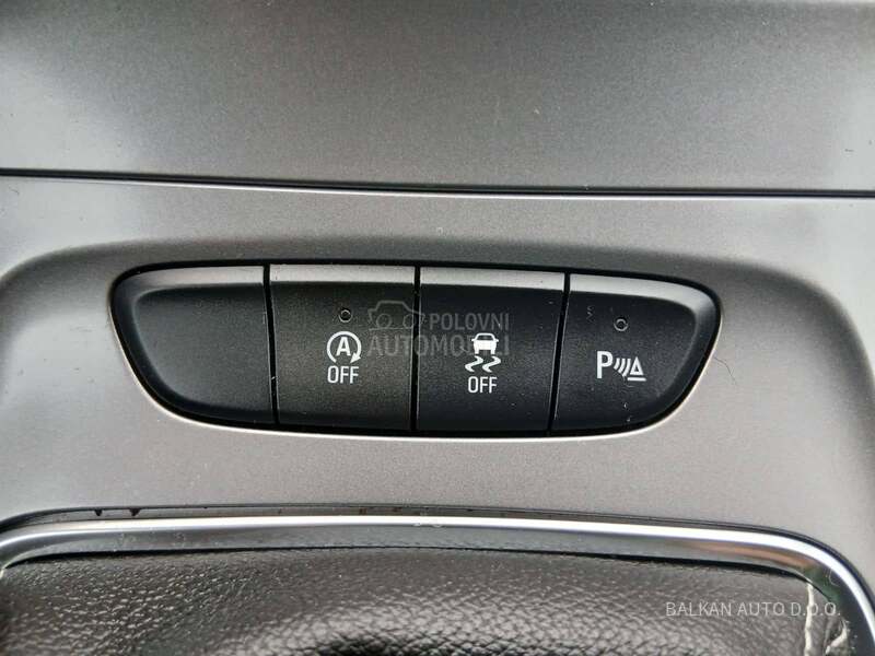 Opel Astra K 1.6 CDTI/NAV/LED