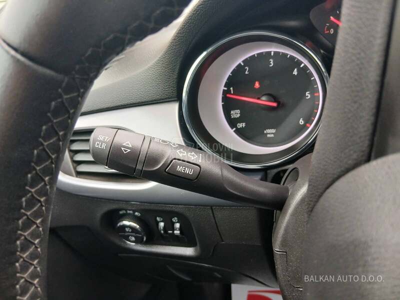 Opel Astra K 1.6 CDTI/NAV/LED