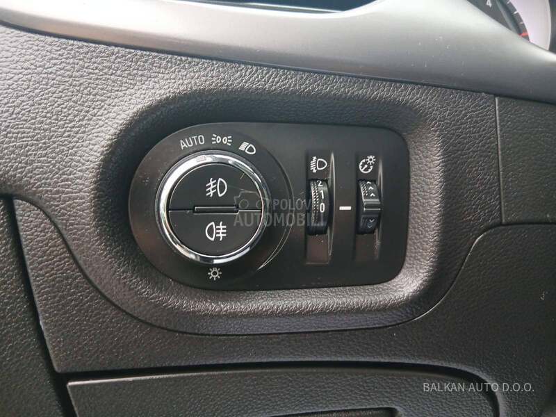 Opel Astra K 1.6 CDTI/NAV/LED