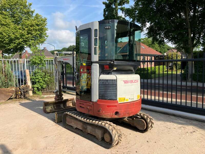 Takeuchi TB23R