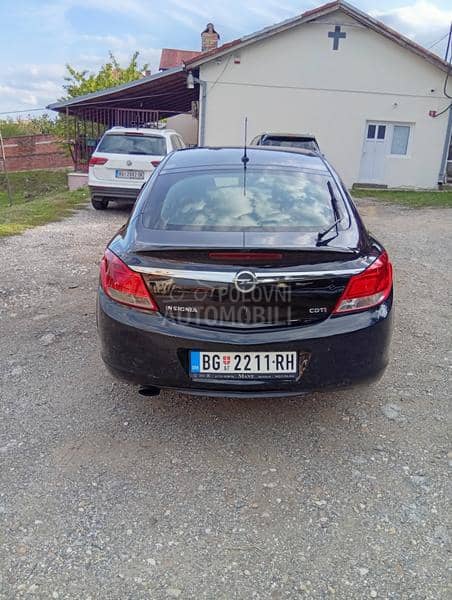 Opel Insignia CDTI crveno I