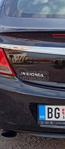 Opel Insignia CDTI crveno I