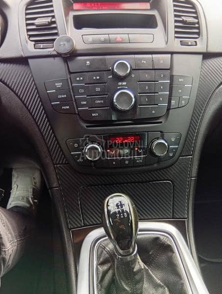 Opel Insignia CDTI crveno I