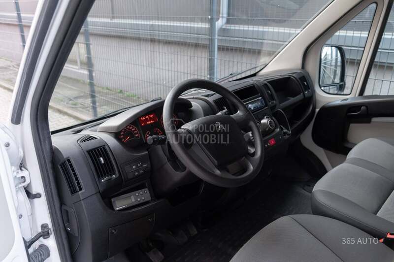 Peugeot Boxer 
