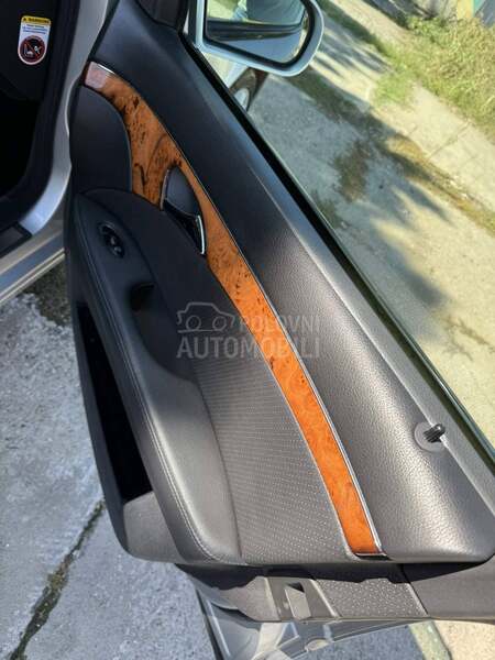 Mercedes Benz E 200 1.8