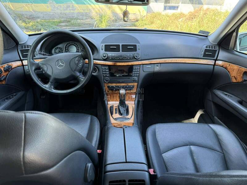 Mercedes Benz E 200 1.8