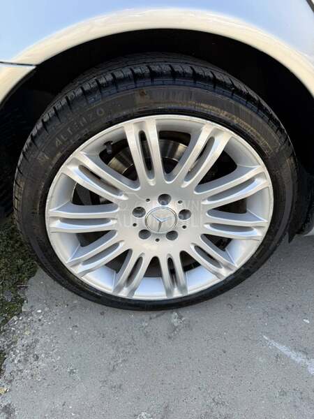 Mercedes Benz E 200 1.8