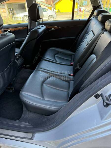 Mercedes Benz E 200 1.8