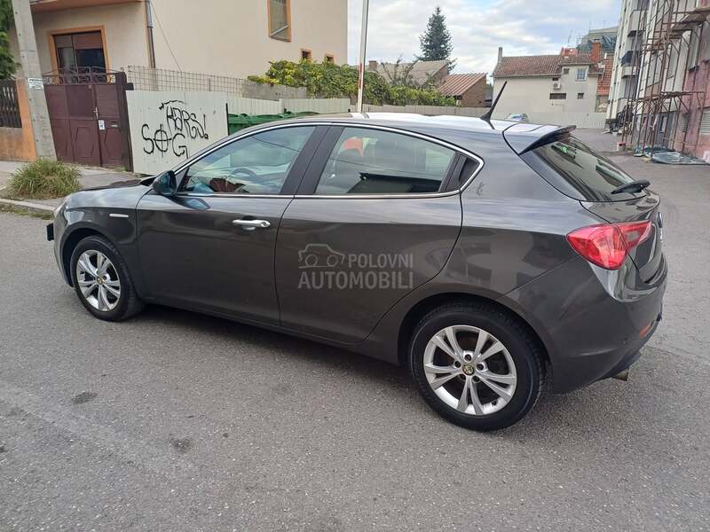 Alfa Romeo Giulietta 2.0 JTDm/TOOP/