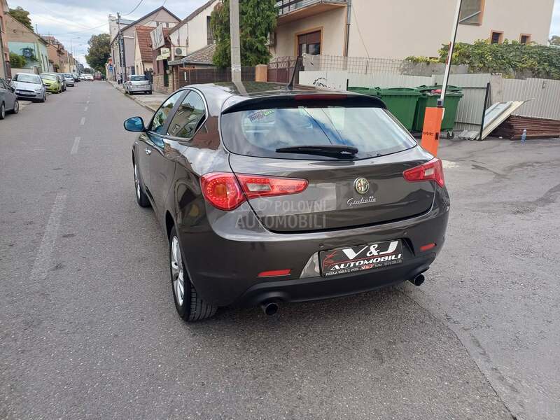 Alfa Romeo Giulietta 2.0 JTDm/TOOP/