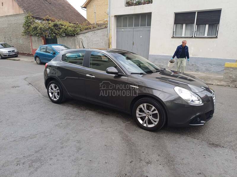 Alfa Romeo Giulietta 2.0 JTDm/TOOP/