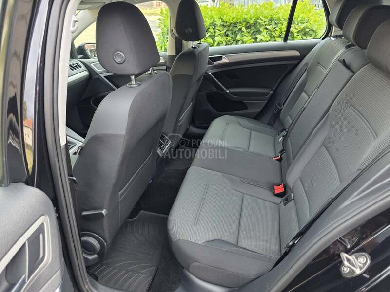 Volkswagen Golf 7 1 3 8 2 0 0 k m