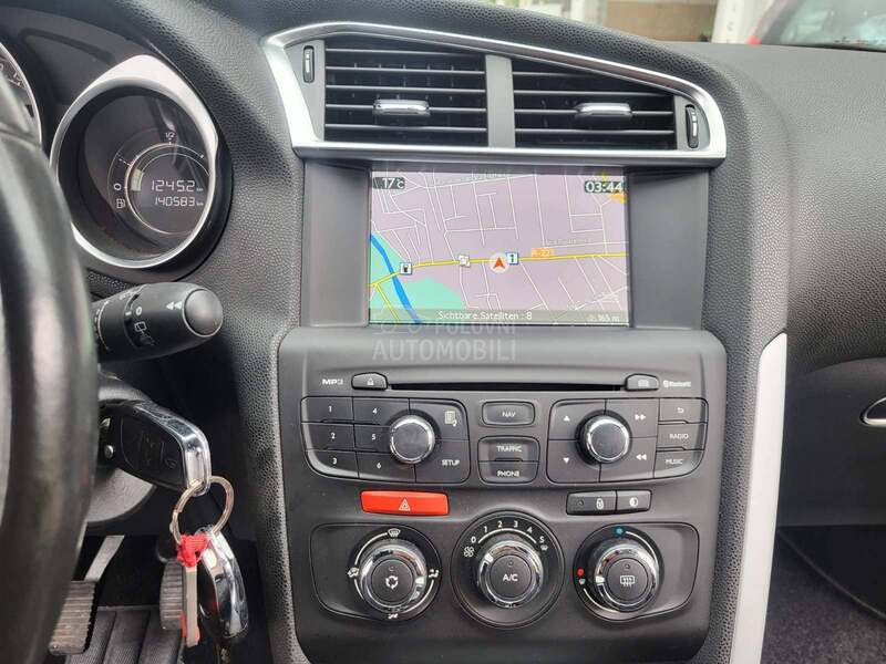 Citroen DS4 1.6 NOVO 140000k.m