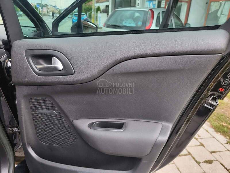 Citroen DS4 1.6 NOVO 140000k.m