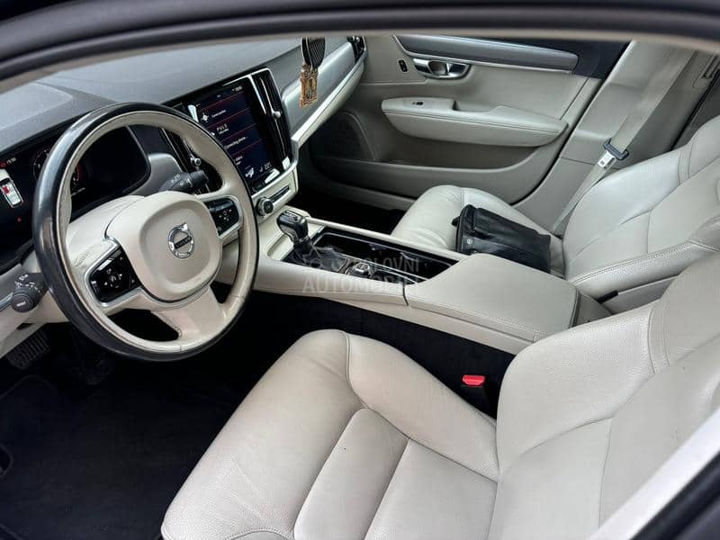 Volvo V90 D3 v90
