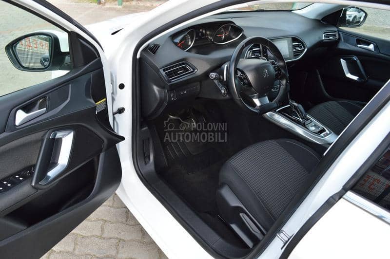 Peugeot 308 1.2 PT130 Allure