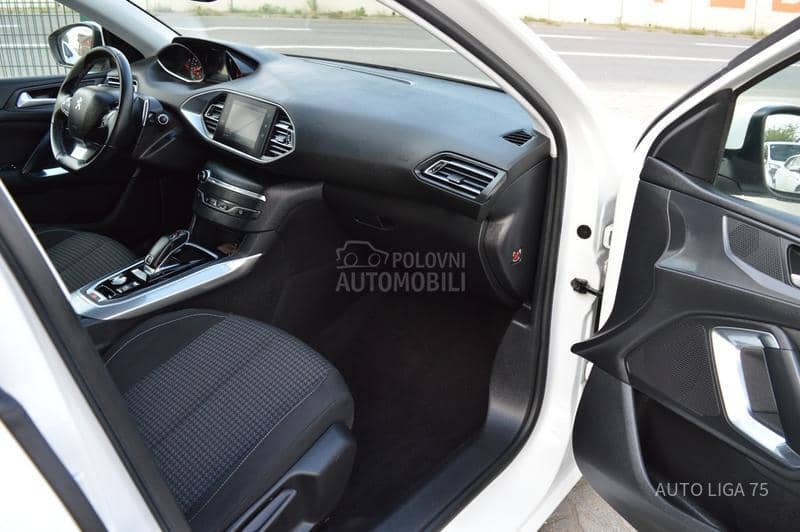 Peugeot 308 1.2 PT130 Allure