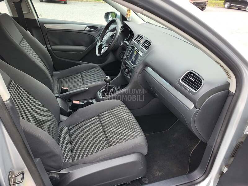 Volkswagen Golf 6 1.6TDI k a.m e r a