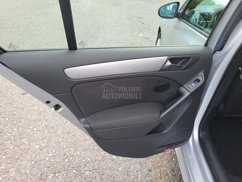 Volkswagen Golf 6 1.6TDI k a.m e r a