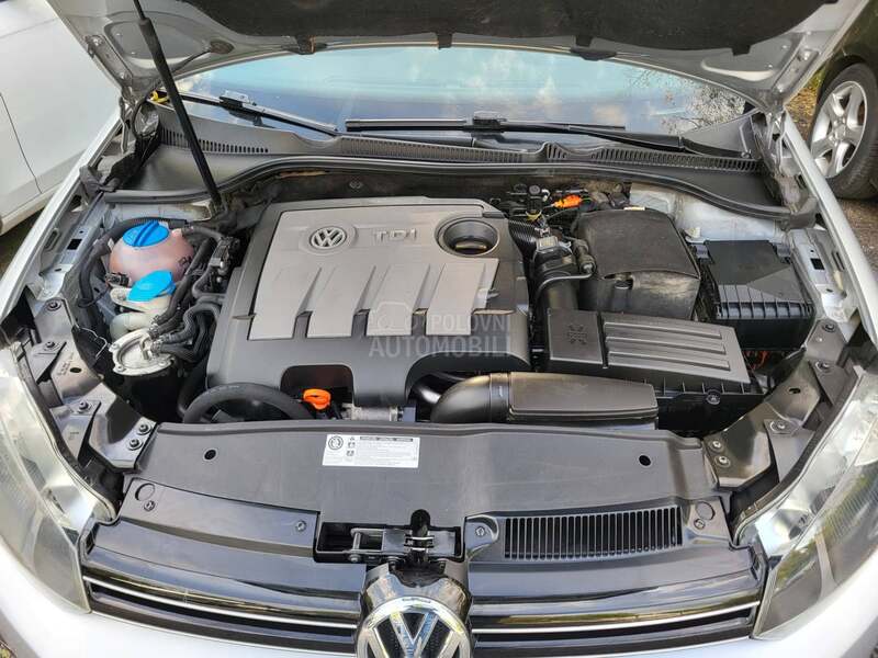 Volkswagen Golf 6 1.6TDI k a.m e r a