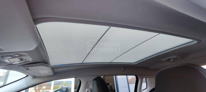 Peugeot 2008 1.2 ALLURE